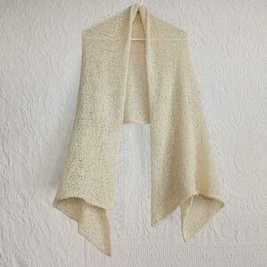 Elegant Cream Knit Shrug Wrap Sweater Light Pretty Holiday Party Warm Layers